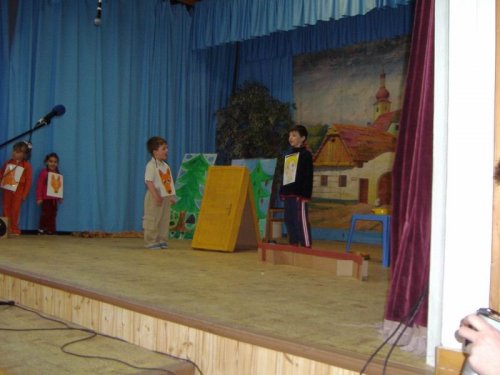 Hraje celá dědina aneb S veselou myslí na nesmysly. - 18.3.2006